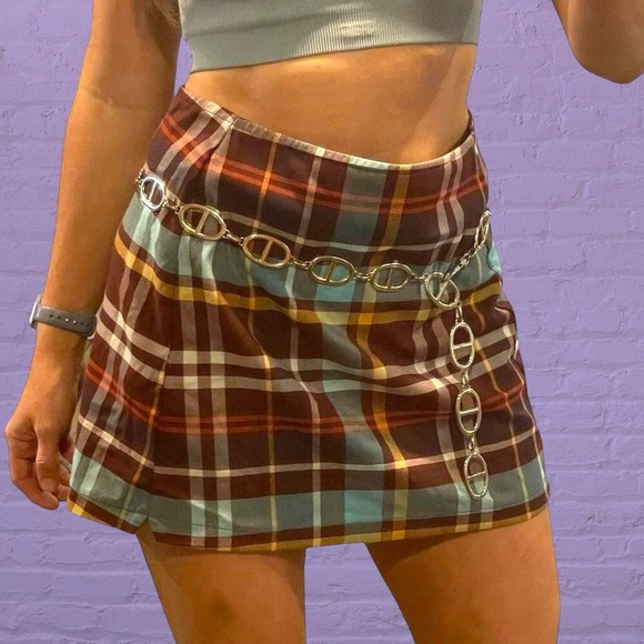 Urban Outfitters plaid mini skirt - Picture 1 of 12